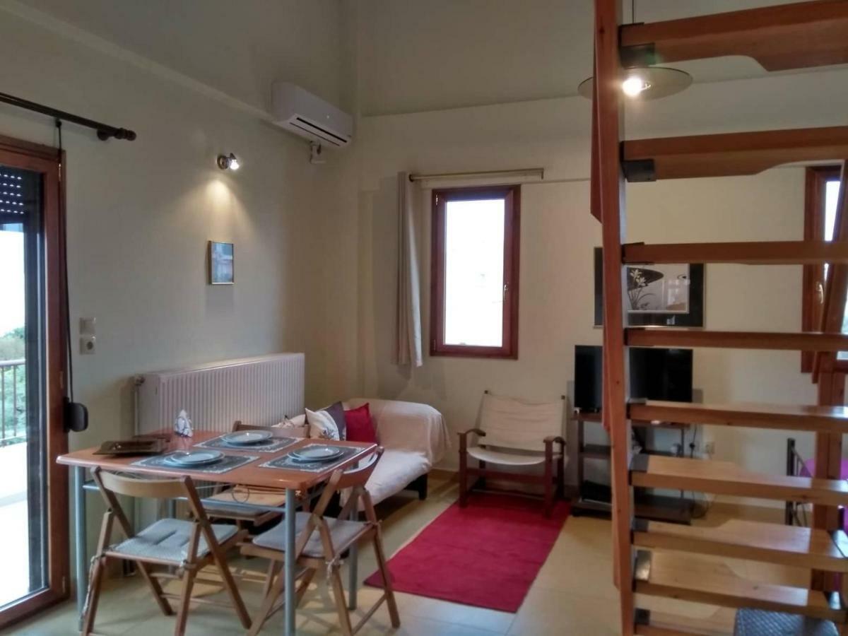 Deili Studio Loft กาลามาตา ภายนอก รูปภาพ